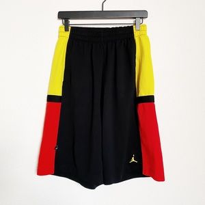 Jordan Black/Yellow/Red Basketball Gym Shorts M
